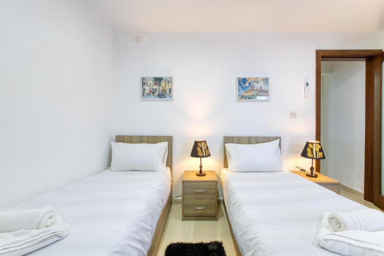 R2 Nr Retreat Gzira