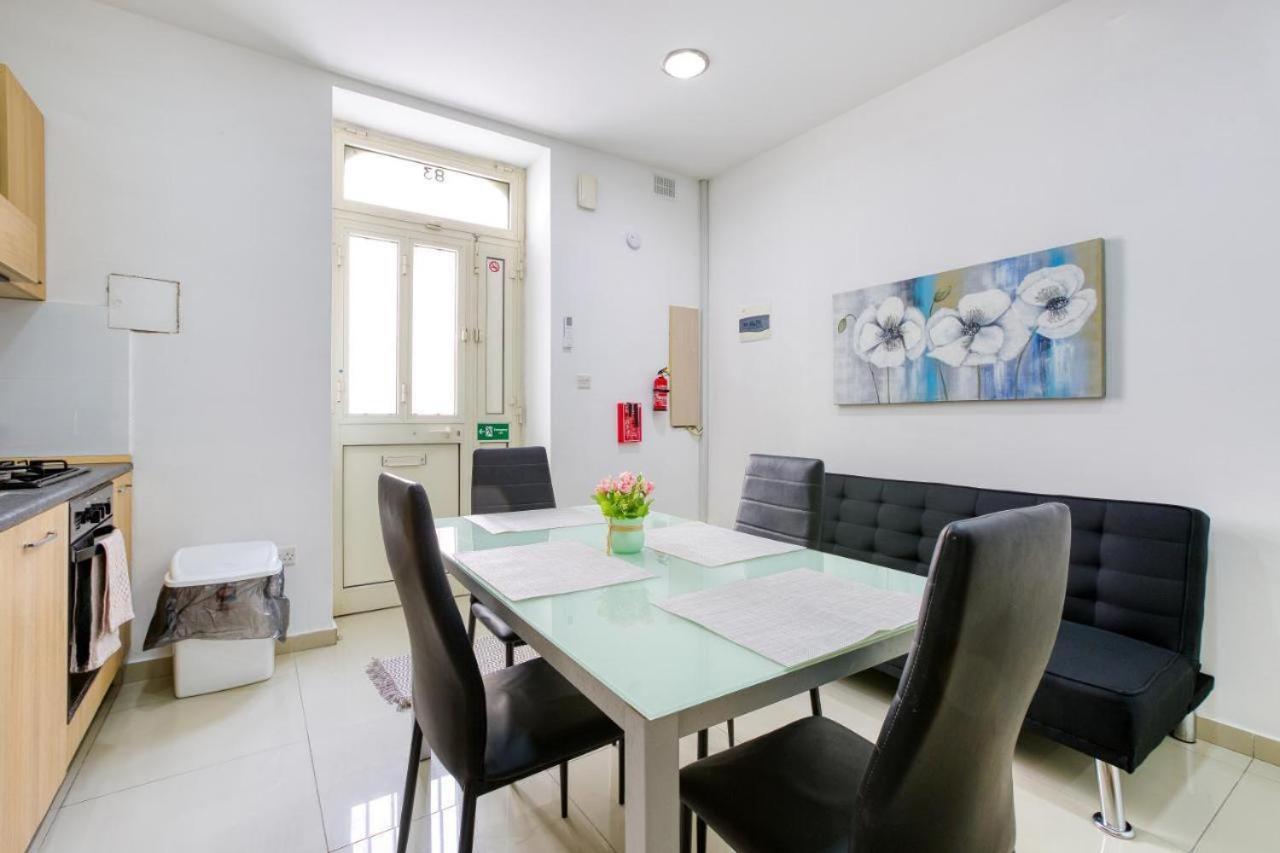 R2 Nr Retreat Gzira